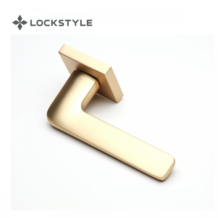 Ручки дверные LOCKSTYLE FLOW BB матовое золото